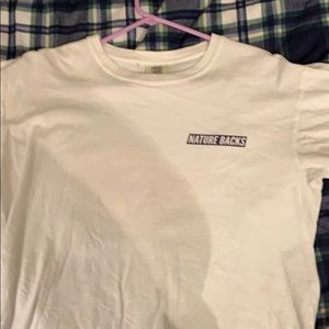 White nature backs shirt Comment any questions!!
